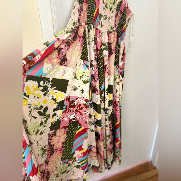 Versona Floral Patchwork Bohemian Hippie Maxi Dress - Picture 5 of 7